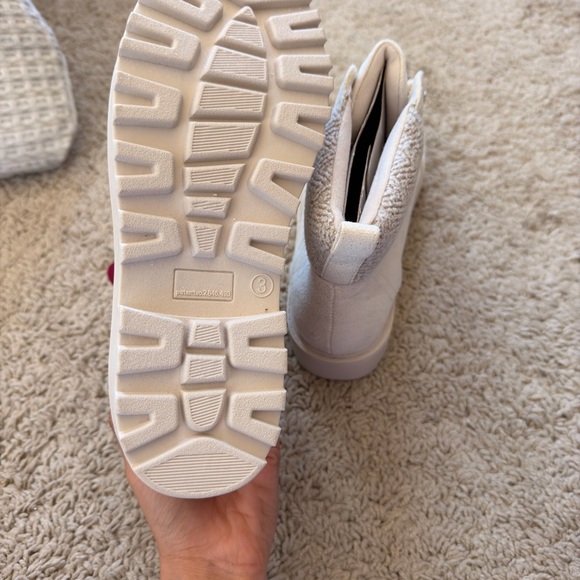 Girls Cream Ankle Boots size 3 - Picture 5 of 5